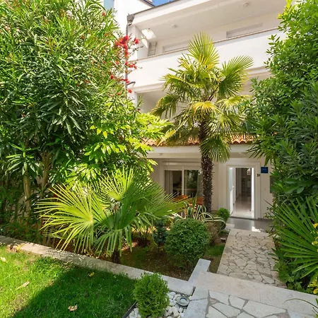 In - Istrien 42143 Porec