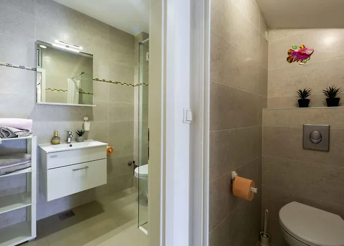 アパート In - Istrien 42143 *